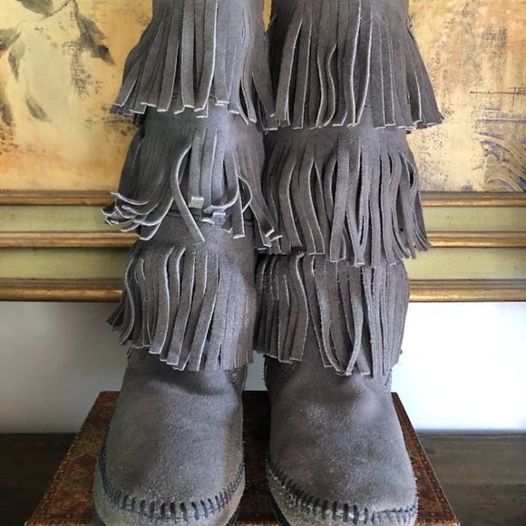 Minnetonka Calf 3-Layer Fringe Boot - Picture 5 of 5